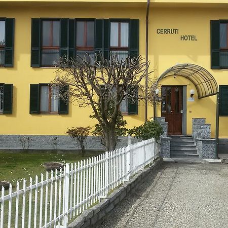 Cerrutihotel Vercelli Luaran gambar
