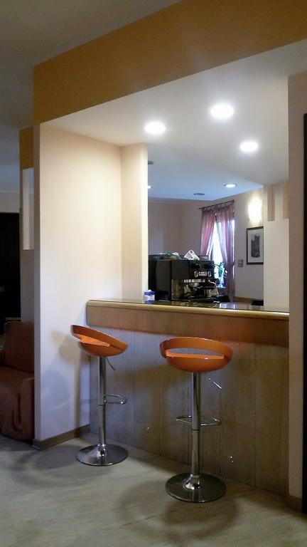 Cerrutihotel Vercelli Luaran gambar
