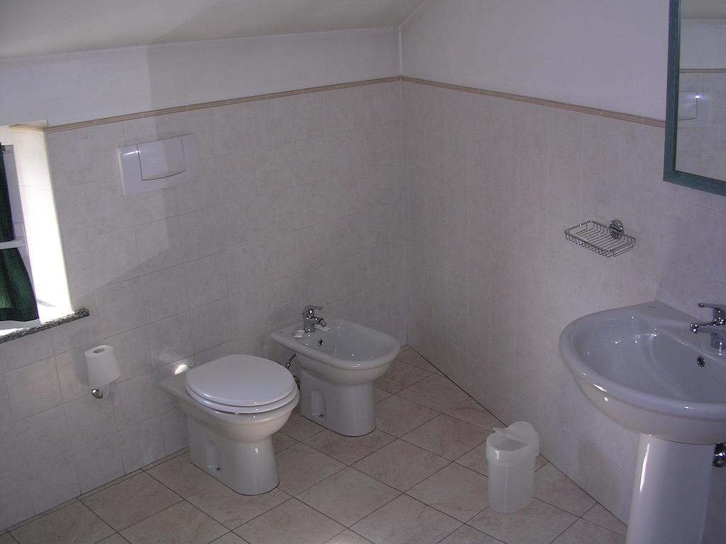 Cerrutihotel Vercelli Luaran gambar